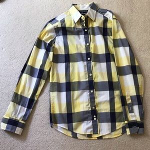 Gap button down shirt